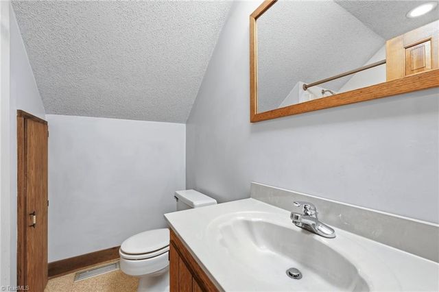 5132 Watchtower Road, Julian, NC 27283