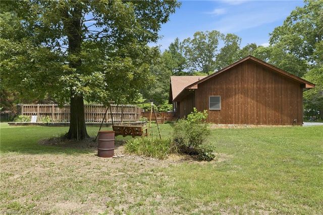 5132 Watchtower Road, Julian, NC 27283