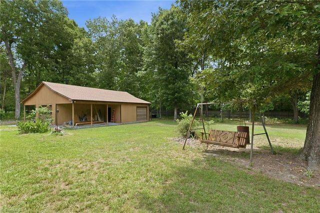 5132 Watchtower Road, Julian, NC 27283