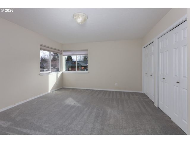 3653 PARK Pl, Hood River, OR 97031