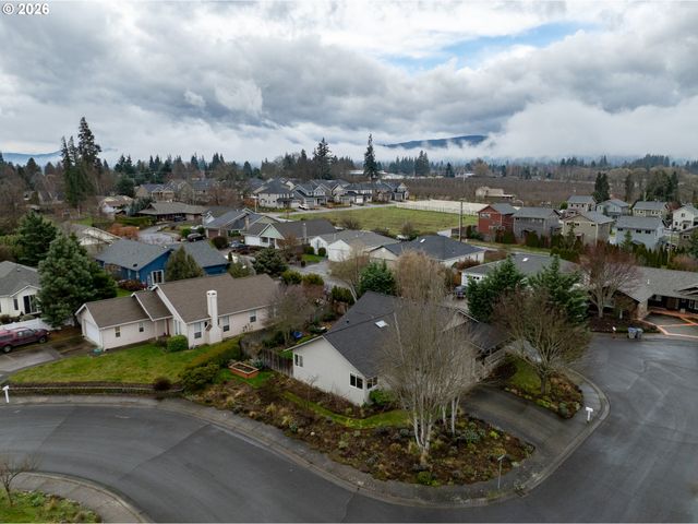 3653 PARK Pl, Hood River, OR 97031