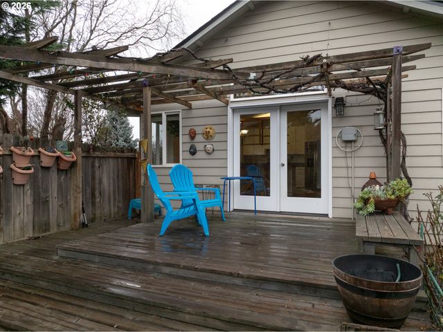 3653 PARK Pl, Hood River, OR 97031