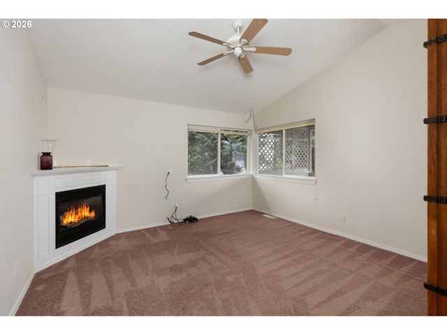 3653 PARK Pl, Hood River, OR 97031