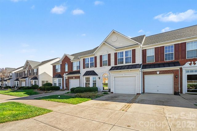 3818 Carl Parmer Drive, Harrisburg, NC 28075