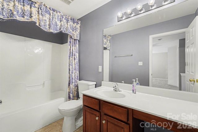 3818 Carl Parmer Drive, Harrisburg, NC 28075