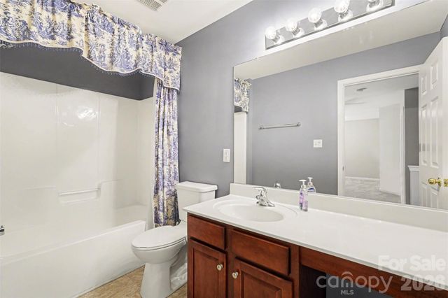 3818 Carl Parmer Drive, Harrisburg, NC 28075