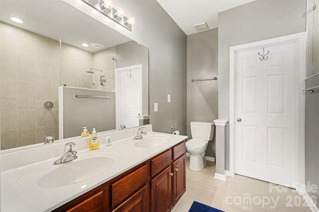 3818 Carl Parmer Drive, Harrisburg, NC 28075