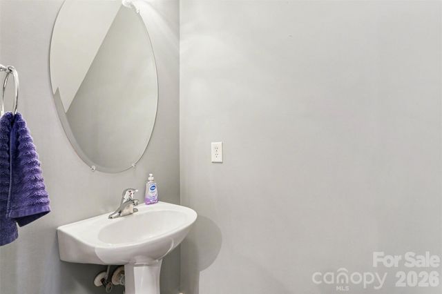 3818 Carl Parmer Drive, Harrisburg, NC 28075