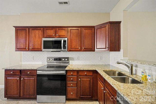 3818 Carl Parmer Drive, Harrisburg, NC 28075