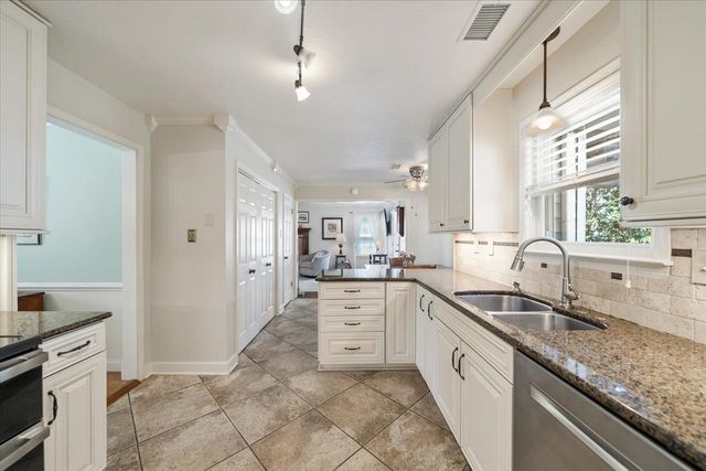 361 MEADOW WAY CV, Memphis, TN 38018