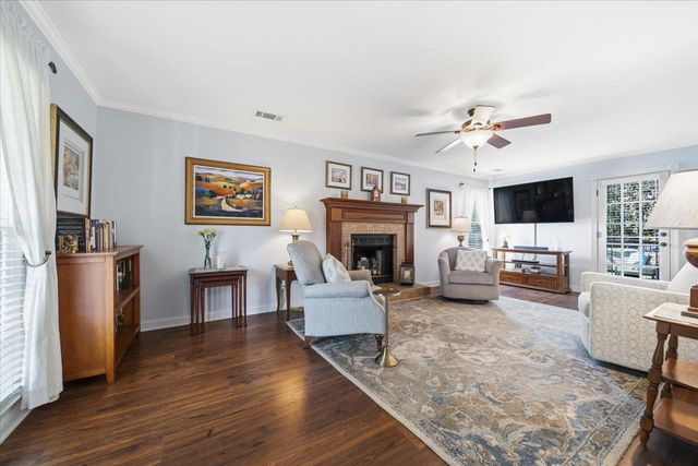 361 MEADOW WAY CV, Memphis, TN 38018