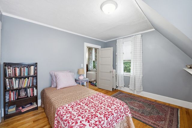 15 Haviland St, Worcester, MA 01602