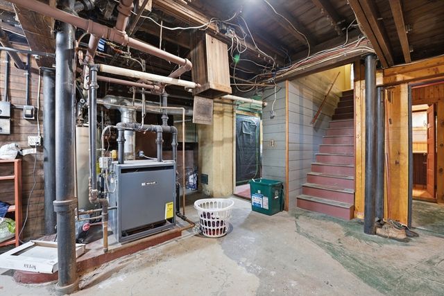 15 Haviland St, Worcester, MA 01602