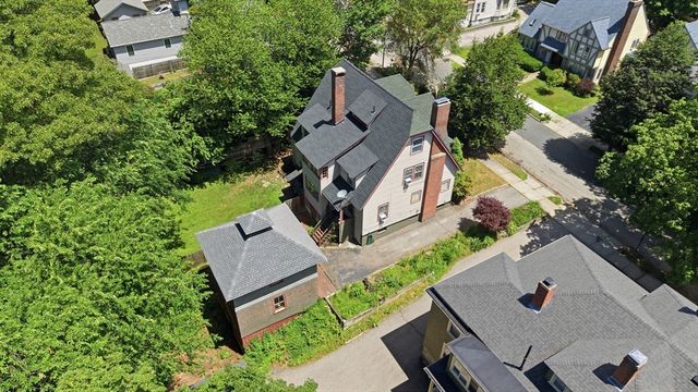 15 Haviland St, Worcester, MA 01602