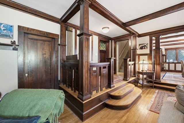 15 Haviland St, Worcester, MA 01602