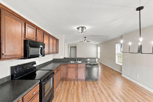1932 Millbank Road, Lexington, KY 40511