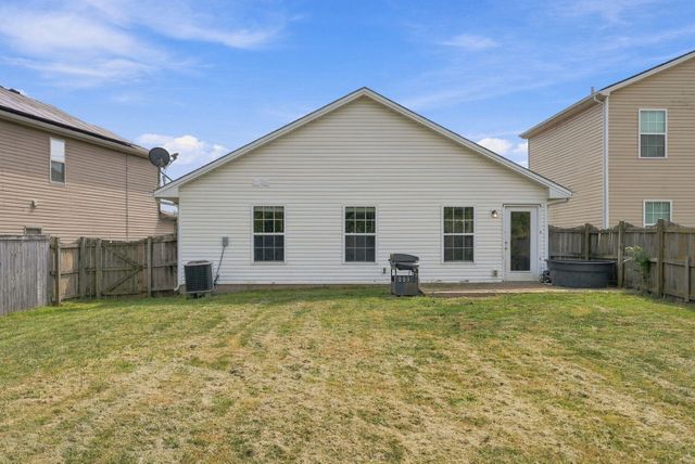 1932 Millbank Road, Lexington, KY 40511