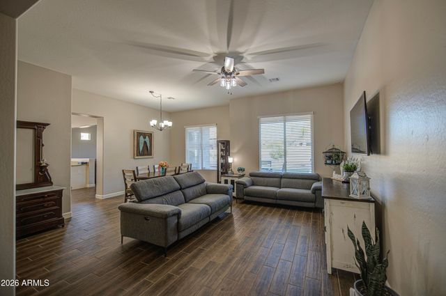 19736 E EMPEROR Boulevard, Queen Creek, AZ 85142