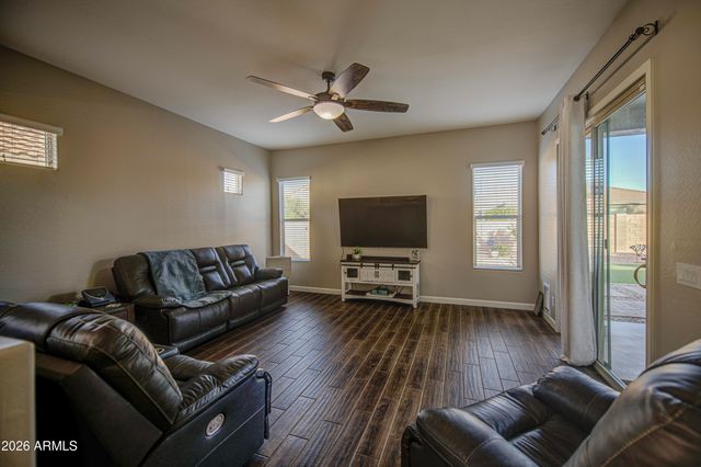 19736 E EMPEROR Boulevard, Queen Creek, AZ 85142