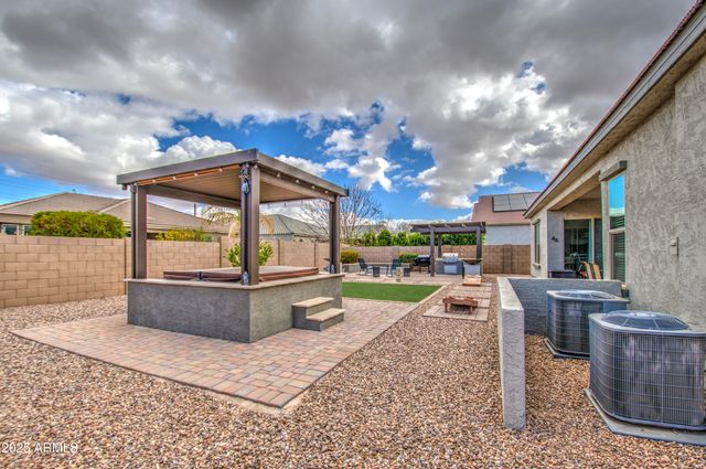 19736 E EMPEROR Boulevard, Queen Creek, AZ 85142