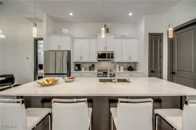 4345 SW 25th CT, Cape Coral, FL 33914