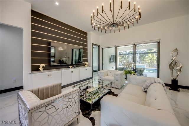 4345 SW 25th CT, Cape Coral, FL 33914