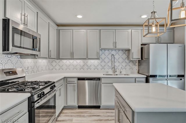 305 Quail Dove Avenue, Henderson, NV 89012