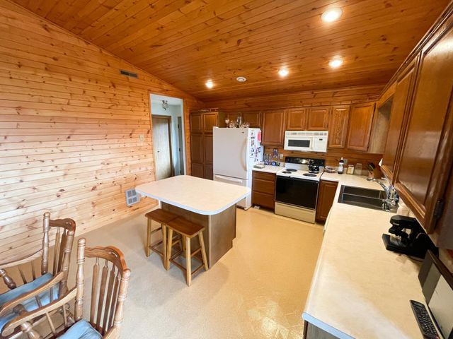27392 Oak Point Road, Elbow Lake, MN 56531