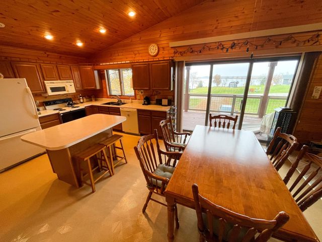 27392 Oak Point Road, Elbow Lake, MN 56531