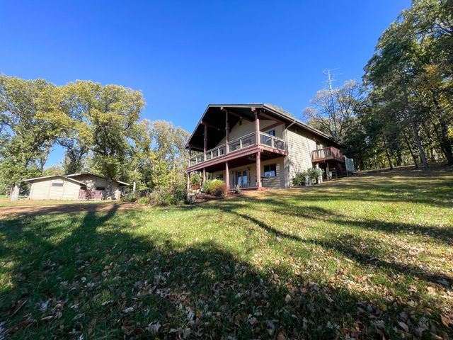 27392 Oak Point Road, Elbow Lake, MN 56531
