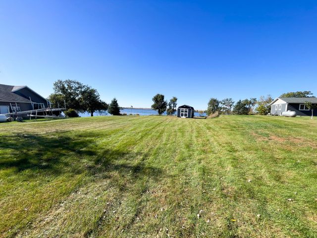 27392 Oak Point Road, Elbow Lake, MN 56531