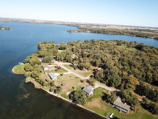 27392 Oak Point Road, Elbow Lake, MN 56531