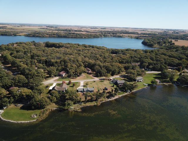 27392 Oak Point Road, Elbow Lake, MN 56531
