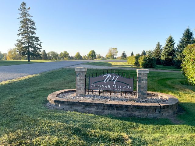 27392 Oak Point Road, Elbow Lake, MN 56531