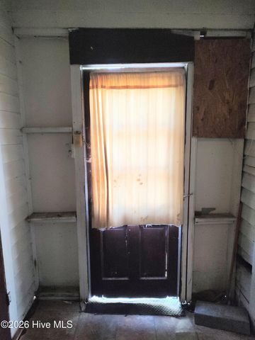 210 E Vine Street, Goldsboro, NC 27530