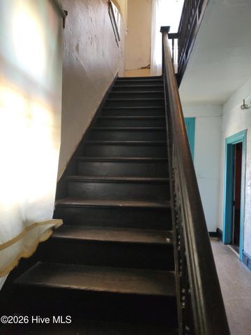 210 E Vine Street, Goldsboro, NC 27530