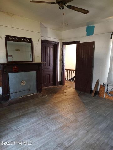 210 E Vine Street, Goldsboro, NC 27530