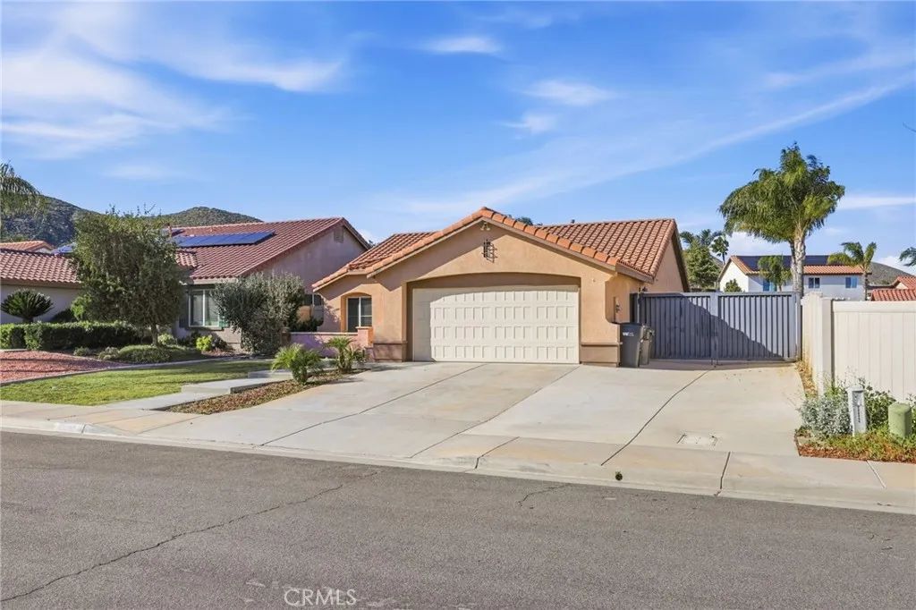 25088 Babbling Brook Circle, Menifee, CA 92584