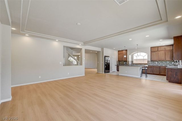 5562 Yarra Valley Avenue, Las Vegas, NV 89139
