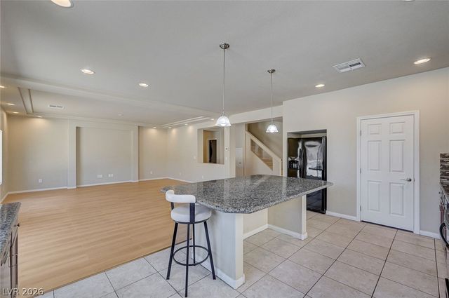 5562 Yarra Valley Avenue, Las Vegas, NV 89139
