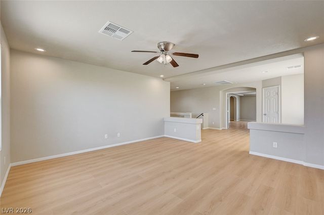 5562 Yarra Valley Avenue, Las Vegas, NV 89139
