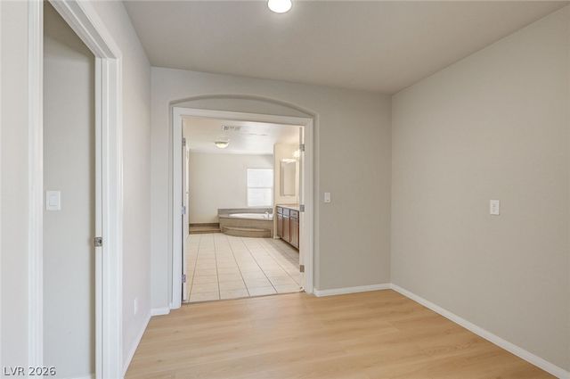 5562 Yarra Valley Avenue, Las Vegas, NV 89139