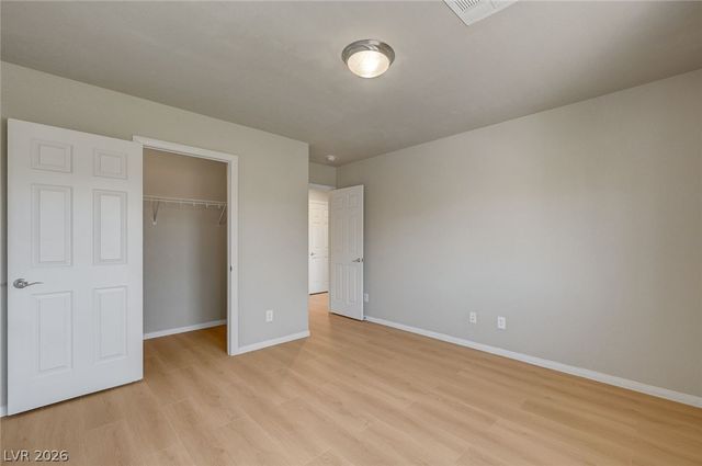 5562 Yarra Valley Avenue, Las Vegas, NV 89139