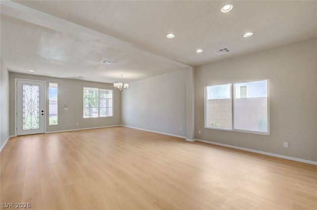 5562 Yarra Valley Avenue, Las Vegas, NV 89139
