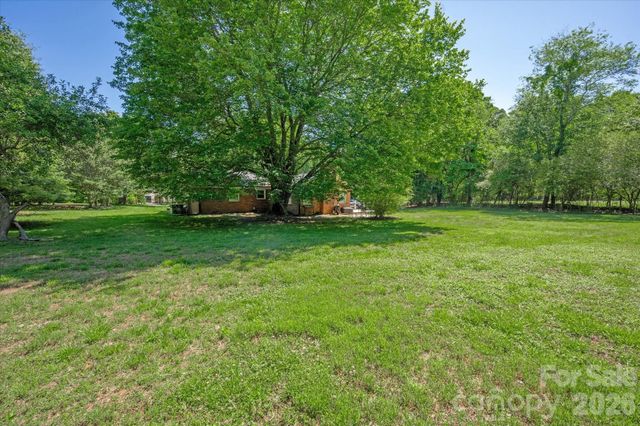 2645 Walker Road, Matthews, NC 28105