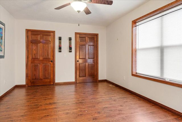 9303 W Farm Road 76, Willard, MO 65781