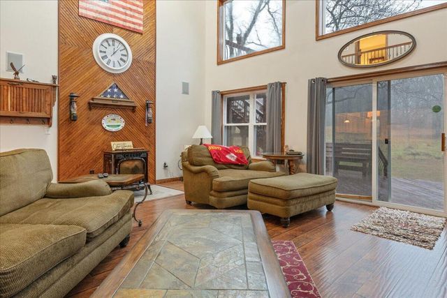 9303 W Farm Road 76, Willard, MO 65781