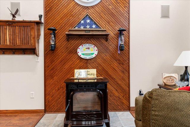 9303 W Farm Road 76, Willard, MO 65781