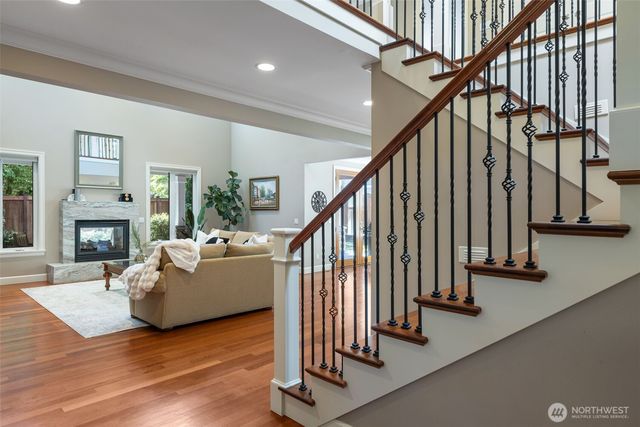 605 11th Avenue, Kirkland, WA 98033