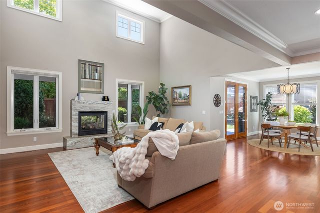 605 11th Avenue, Kirkland, WA 98033